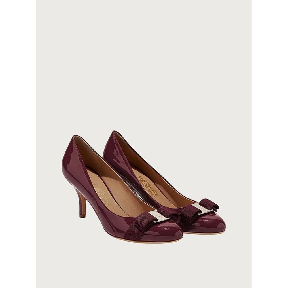 Ferragamo Ornament Pump